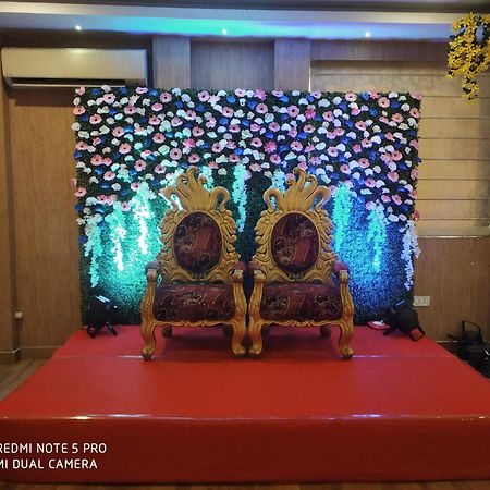 Hotel Comfotel Kolkata Eksteriør bilde