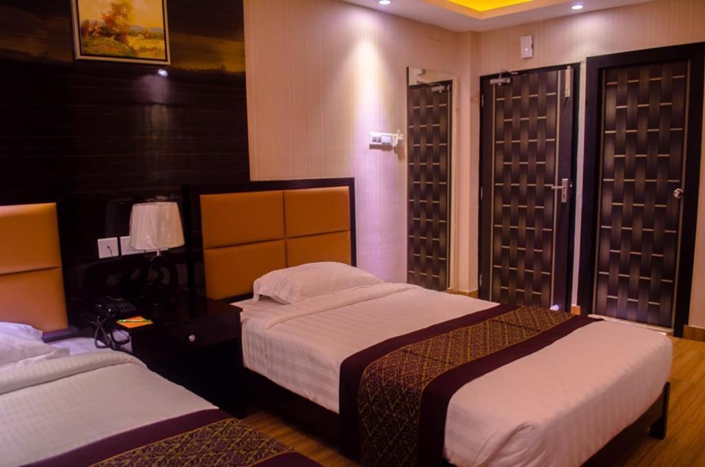Hotel Comfotel Kolkata Eksteriør bilde