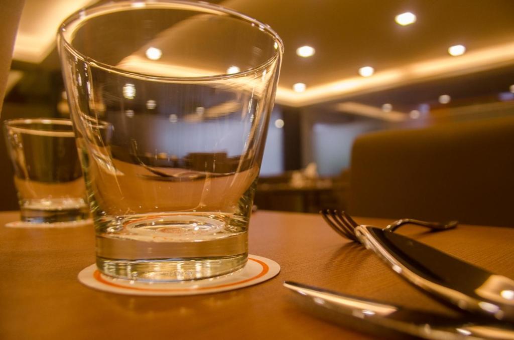 Hotel Comfotel Kolkata Eksteriør bilde