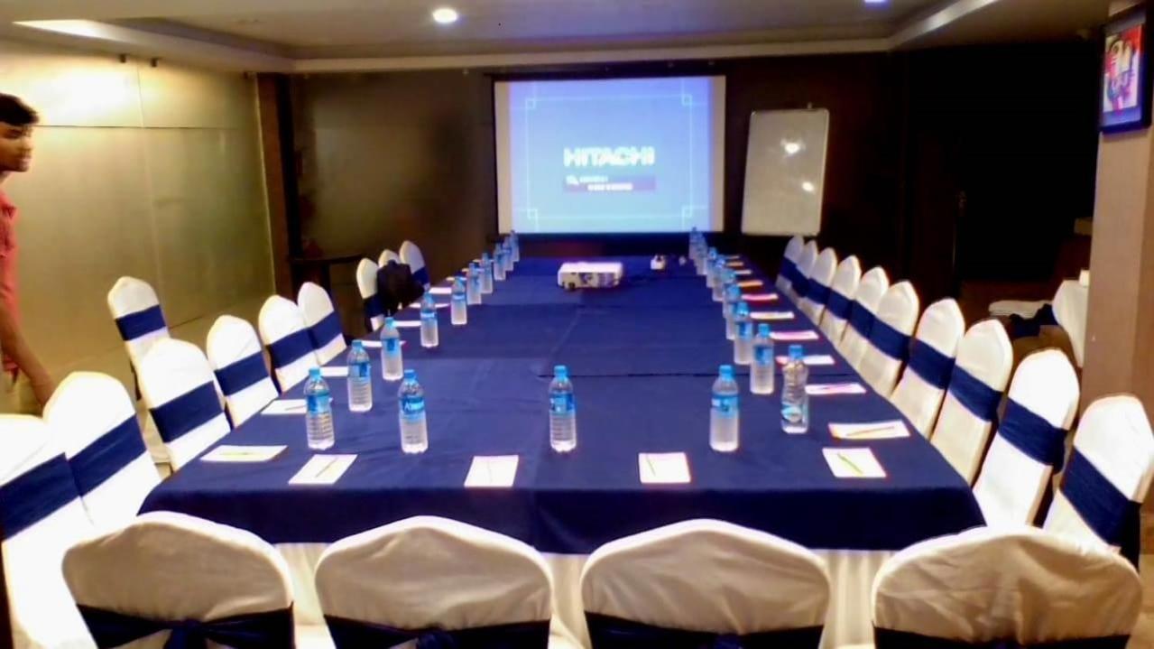 Hotel Comfotel Kolkata Eksteriør bilde