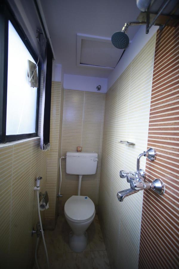 Hotel Comfotel Kolkata Eksteriør bilde