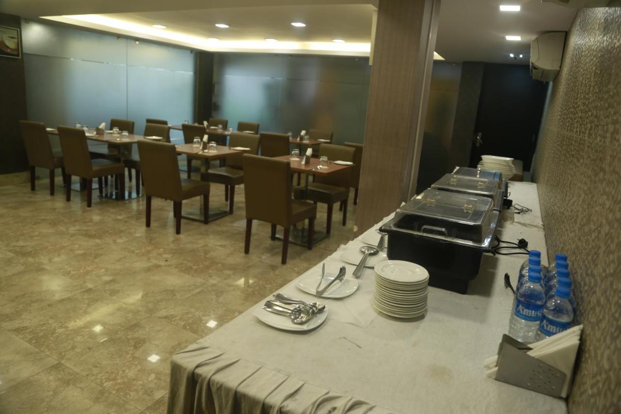 Hotel Comfotel Kolkata Eksteriør bilde