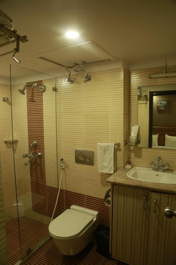 Hotel Comfotel Kolkata Eksteriør bilde